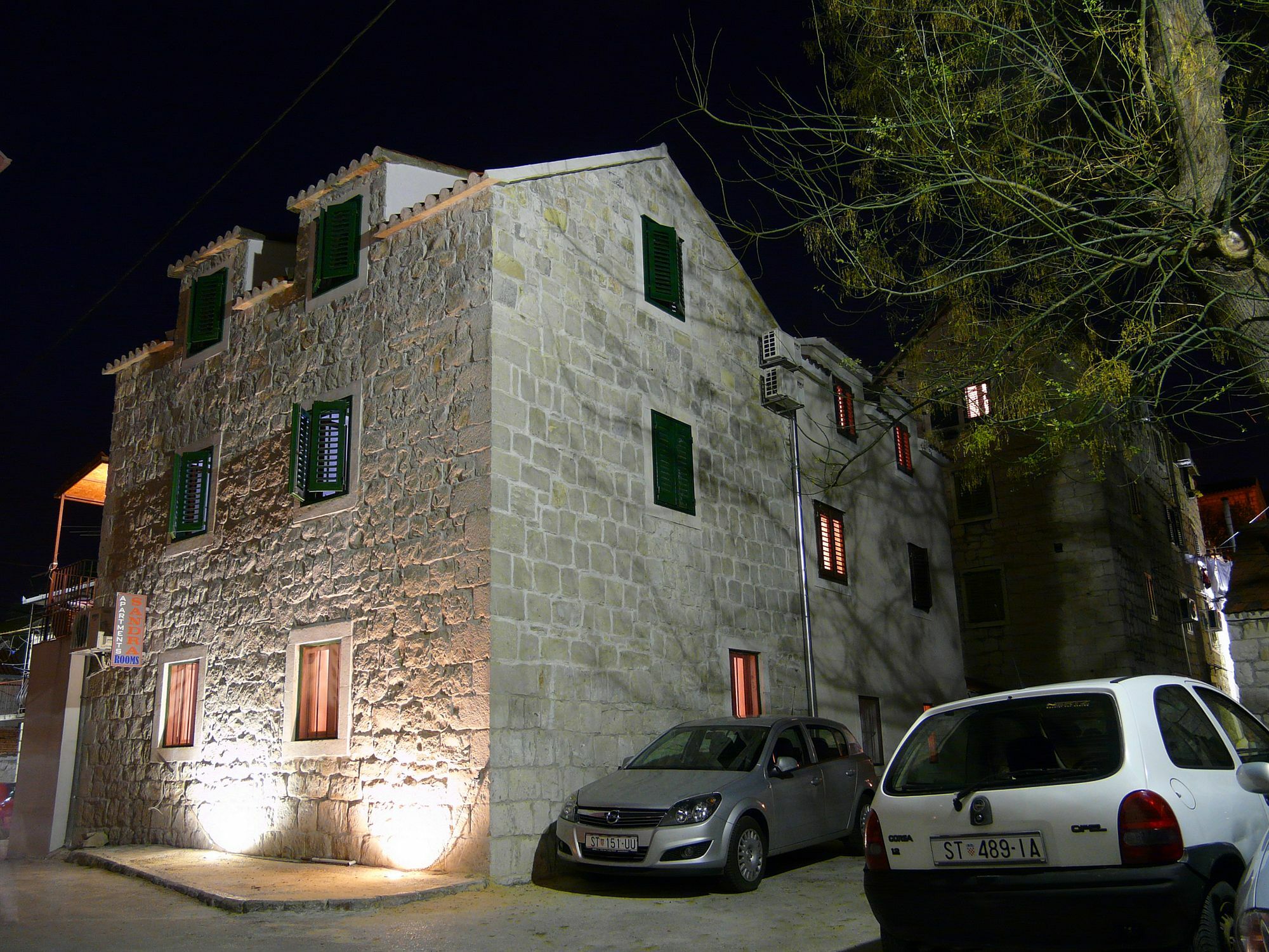 House Sandra Split Exterior photo